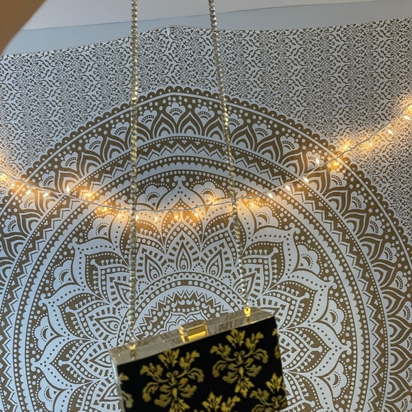 Handbag - Picture 6 of 7